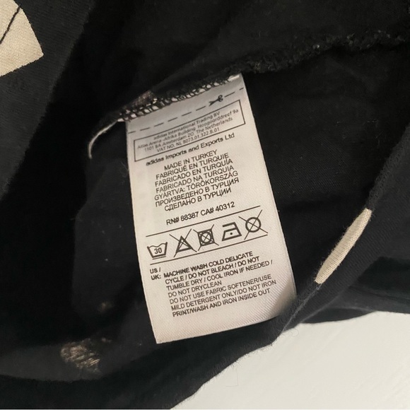 Vintage adidas y2k hearts t-shirt - Picture 4 of 8